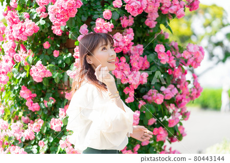 玫瑰與女人 80443144