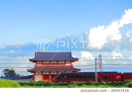 Summer Suzakumon 和特快 Hinotori / Heijo Palace Remains 80443438