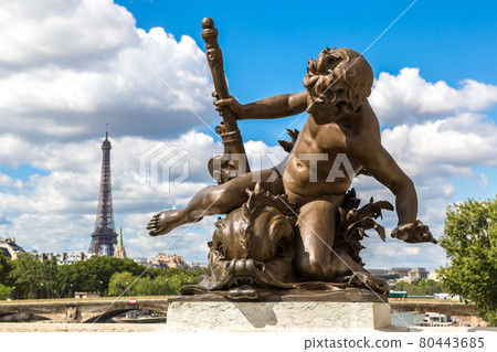 Bridge of Alexandre III in Paris 80443685