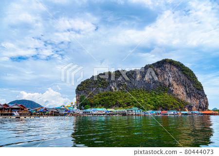 Ko Panyi ( Koh Panyee) is a Muslim fisherman village in Phang Nga Bay, Thailand 80444073