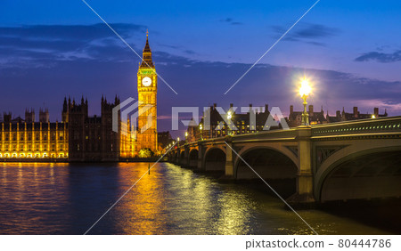 Big Ben, Parliament, Westminster bridge in London 80444786