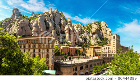 Santa Maria de Montserrat abbey 80444889