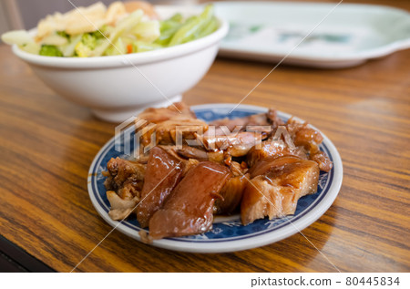 pork with soy sauce 80445834
