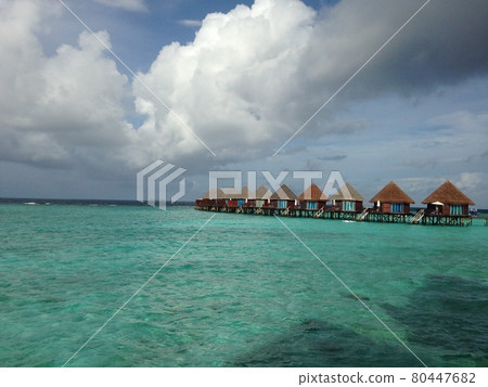  Water cottage 80447682