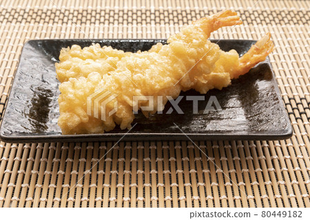 Shrimp tempura 80449182