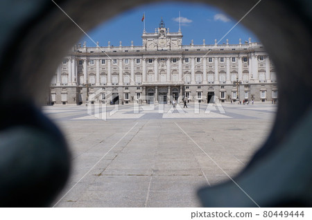 Royal Palace of Madrid 80449444
