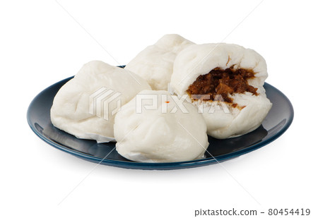 Salapao steamed Chinese bun on dish with isolated white background Salapao steamed Chinese bun on dish with isolated white background 80454419
