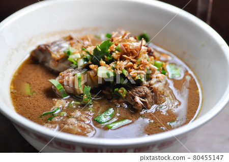 noodles, Chinese noodles or beef soup 80455147