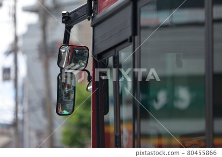 路線巴士側面鏡像 80455866