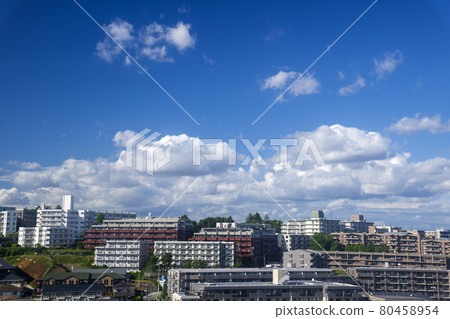 Blue sky and white clouds in the Kanto region after typhoon No. 8 passed Blue sky and white clouds in the Kanto region after typhoon No. 8 passed 80458954