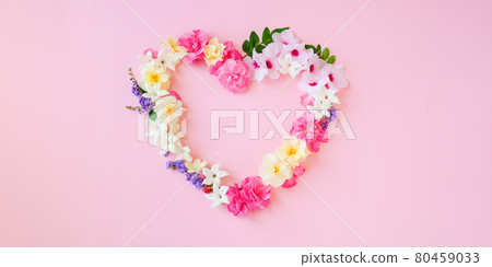 Beautiful heart shaped,Frame composition,various fresh flowers on pink background.Copy space.Valentines, mothers,women's day concept.Flat lay,top view.Template,design of wedding invitations,cards. Beautiful heart shaped,Frame composition,various fresh flowers on pink background.Copy space.Valentines, mothers,women's day concept.Flat lay,top view.Template,design of wedding invitations,cards. 80459033