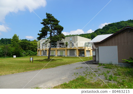 Kuromatsunai Municipal Neppu Elementary School (closed) Kuromatsunai Municipal Neppu Elementary School (closed) 80463215