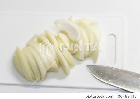 Image of cutting onions in the kitchen Image of cutting onions in the kitchen 80465483