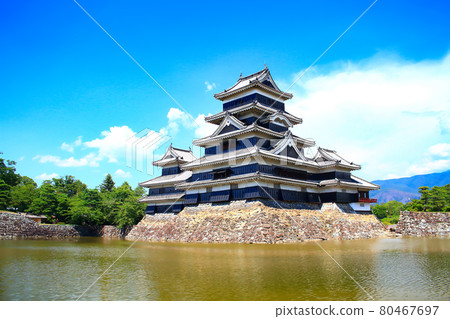 Scenery of Matsumoto City, a national treasure Matsumoto Castle Scenery of Matsumoto City, a national treasure Matsumoto Castle 80467697