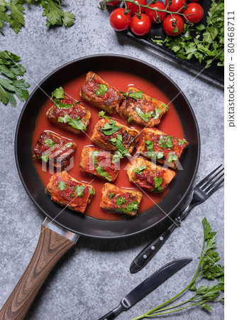 Flat lay with stuffed cabbage rolls on gray background Flat lay with stuffed cabbage rolls on gray background 80468711