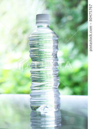 水PET瓶 水PET瓶 80475767