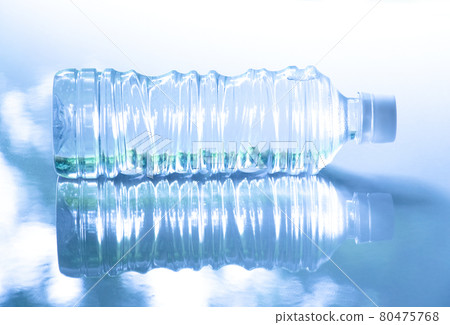 水PET瓶 水PET瓶 80475768