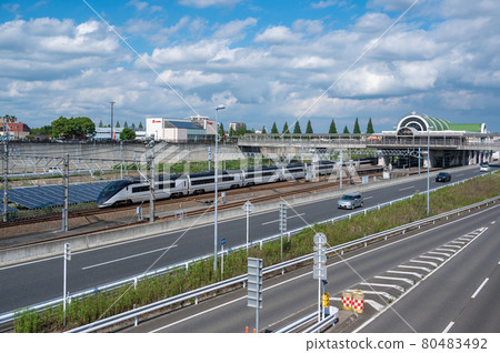 Kita Chiba Road running parallel to the Skyliner 80483492