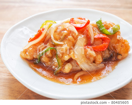 Sweet and sour sauce of fried white fish 80485605