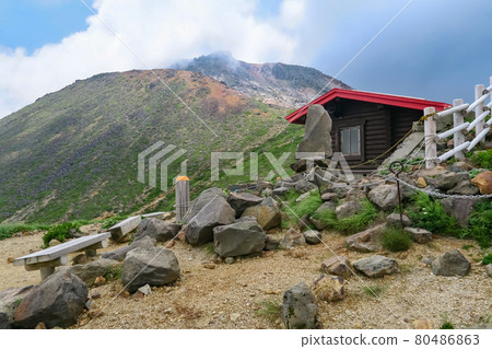 Mt Chausudake with a red hut Mine-no-Chaya Mt Chausudake with a red hut Mine-no-Chaya 80486863