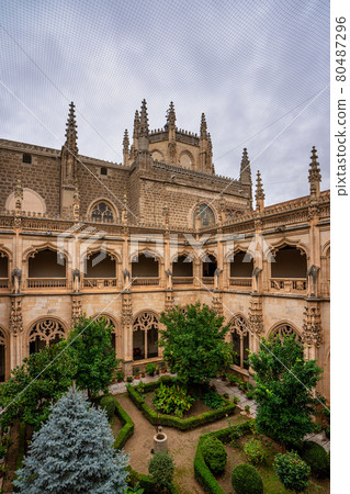 Gothic atrium of Monastery of San Juan de los Reyes in the city of Toledo, Spain Gothic atrium of Monastery of San Juan de los Reyes in the city of Toledo, Spain 80487296