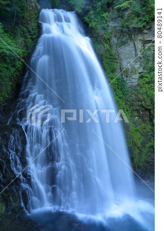 Azumi Bansho, Matsumoto City, Nagano Prefecture The powerful flow of Bandokoro Otaki over the Koono River in Norikura Kogen Azumi Bansho, Matsumoto City, Nagano Prefecture The powerful flow of Bandokoro Otaki over the Koono River in Norikura Kogen 80489141