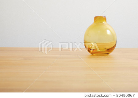 Cute round yellow vase Cute round yellow vase 80490067