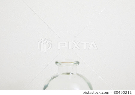 Transparent bottle Transparent bottle 80490211