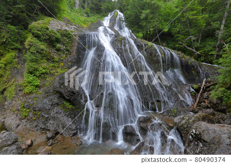 Azumi Norikura Kogen, Matsumoto City, Nagano Prefecture Sanbon Falls, one of the three Norikura Falls over the Koono River 80490374