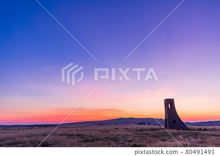 （長野縣）Utsukushigahara高原美容塔黎明 80491491