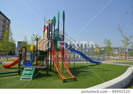 【京都】JR嵯峨野線龜岡站北口龜北三河廣場公園，悠閒玩耍 80491520