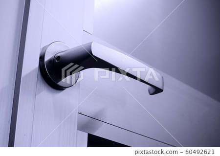 Door knob (lever type aluminum door / no key) 80492621