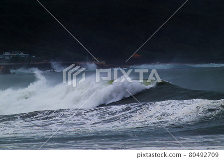 基隆、野柳、海浪、颱風 80492709