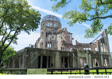 Summer Atomic Bomb Dome Hiroshima City, Hiroshima Prefecture Summer Atomic Bomb Dome Hiroshima City, Hiroshima Prefecture 80495365
