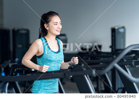 健身運動健身房跑步訓練運動 80495940