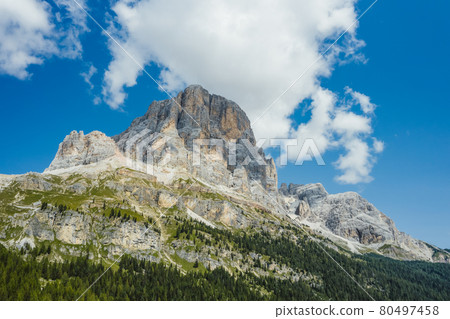 Tofana di Rozes peak view from Passo Falzarego, Dolomites in the Province of Belluno, Veneto, Italy Tofana di Rozes peak view from Passo Falzarego, Dolomites in the Province of Belluno, Veneto, Italy 80497458