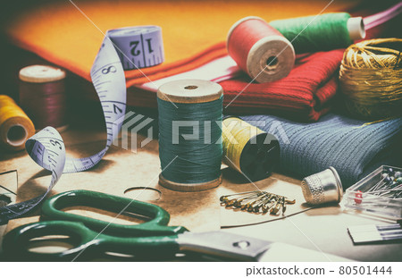 sewing thread 80501444