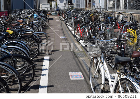 自行車存放區 80509211