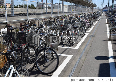 bicycle parking space  80509213