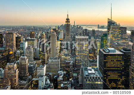 New York City skyline with urban skyscrapers at dusk, USA. 80510509
