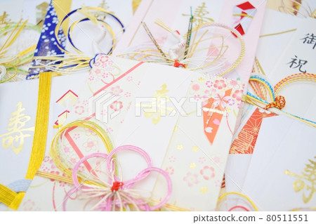 Many gift bags, wedding gifts Many gift bags, wedding gifts 80511551