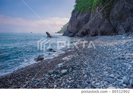 Oyashirazu Beach [The steepness of the world] 80512902