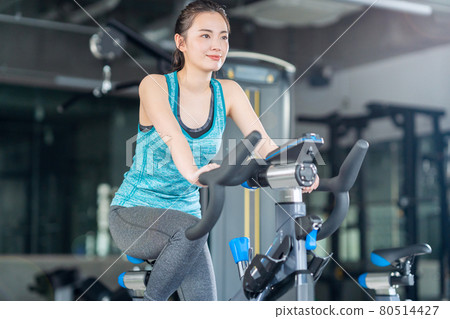 健身運動健身房鍛煉自行車訓練鍛煉 80514427