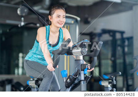 Fitness sports gym exercise bike training exercise Fitness sports gym exercise bike training exercise 80514428