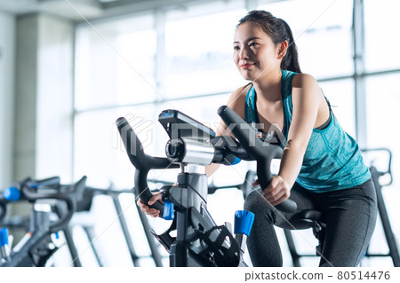 Fitness sports gym exercise bike training exercise Fitness sports gym exercise bike training exercise 80514476