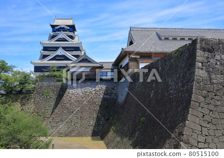 [Kumamoto Prefecture] Kumamoto Castle in fine weather, two stone walls 80515100