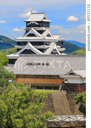 [熊本縣] 晴朗天氣下的熊本城已完全恢復 80515118