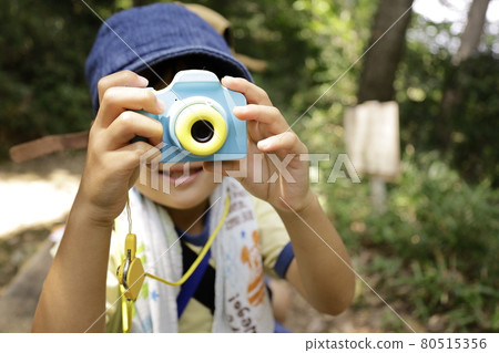 Child photographer 80515356