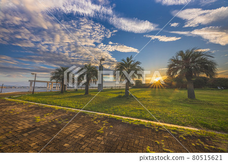 西常吉 Rinko Ryokuchi 日出 80515621