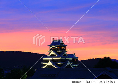 熊本城燈飾茜色夜景 熊本城燈飾茜色夜景 80516103